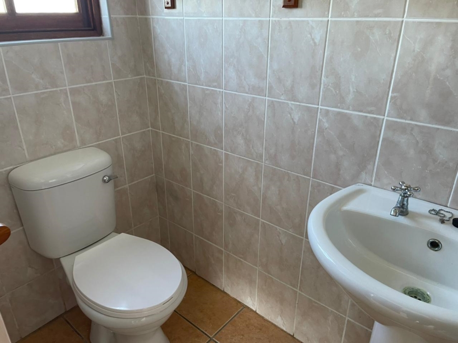 4 Bedroom Property for Sale in Bathurst Eastern Cape